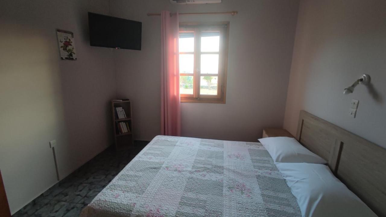 Ferienwohnung Tramonto Nel Delfini Kini Exterior foto