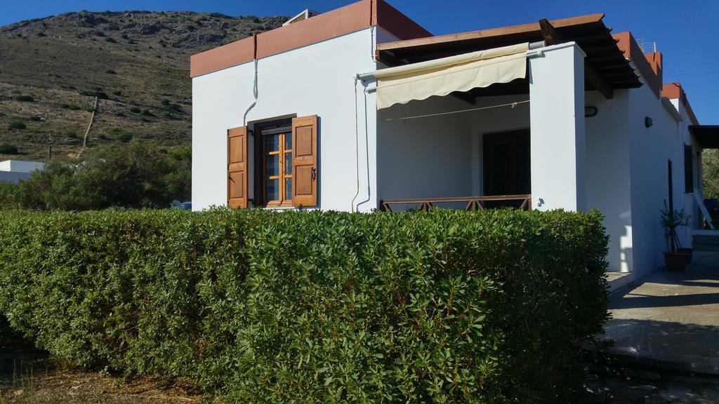 Ferienwohnung Tramonto Nel Delfini Kini Exterior foto